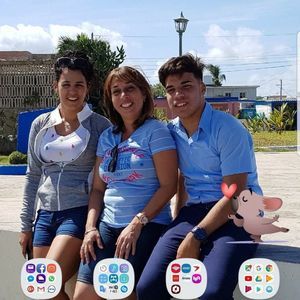 Meet your Posher, Emerio